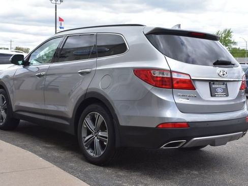 Used 2016 Hyundai Santa Fe SE w/ Option Group 03 AWD/4WD image 15