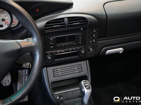 Used 2004 Porsche 911 Carrera RWD image 25