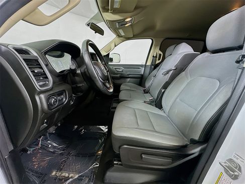 Used 2019 RAM 1500 Big Horn image 15