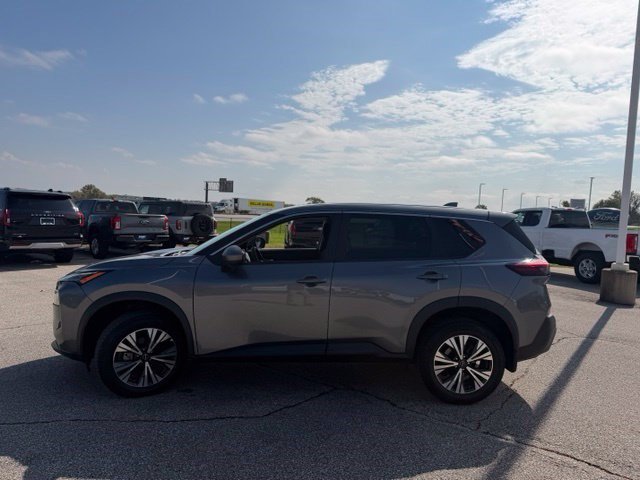 Used 2023 Nissan Rogue SV AWD/4WD image 6