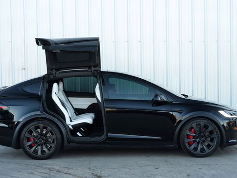 Used 2023 Tesla Model X image 54