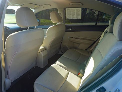 Used 2013 Subaru Impreza 2.0i Premium w/ All-Weather Pkg AWD/4WD image 14