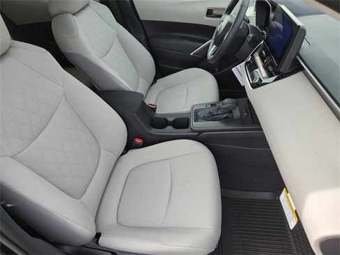 New 2026 Toyota Corolla Cross LE image 10