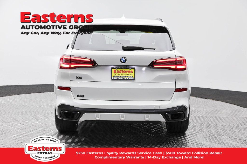 Used 2022 BMW X5 xDrive40i w/ M Sport Package AWD/4WD image 7