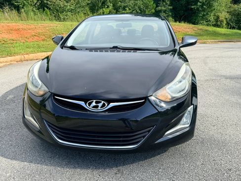 Used 2015 Hyundai Elantra SE w/ Option Group 02 FWD image 5