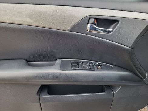 Used 2006 Toyota Avalon XL image 16