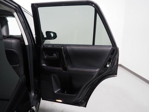 Used 2021 Toyota 4Runner TRD Off-Road Premium w/ Moonroof Package AWD/4WD image 53