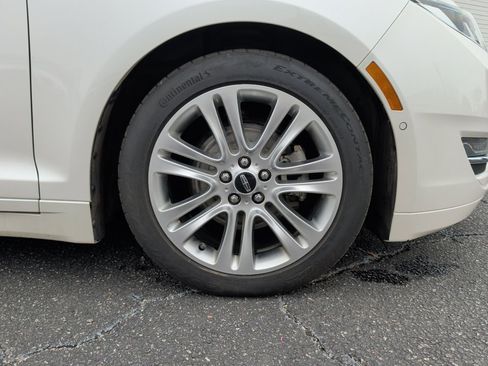 Used 2014 Lincoln MKZ Hybrid w/ Equipment Group 202A Reserve image 29