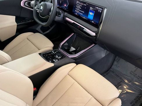 Used 2026 BMW X3 xDrive30i w/ Premium Package AWD/4WD image 16