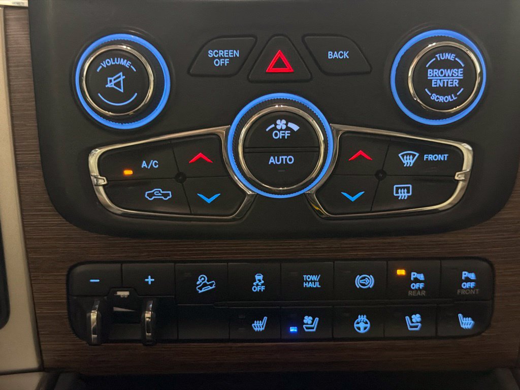 Used 2018 RAM 2500 Laramie AWD/4WD image 15