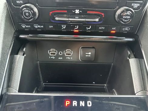 Used 2023 Jeep Grand Cherokee Laredo w/ Trailer Tow Prep Group (B) AWD/4WD image 26
