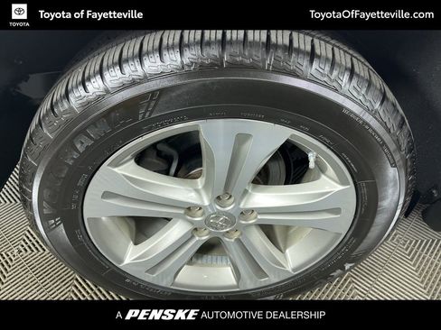 Used 2012 Toyota Highlander Limited w/ Tow Pkg image 23