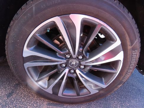 Used 2020 Acura MDX w/ Technology Package FWD image 16