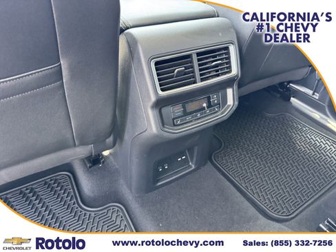 Used 2025 Volkswagen Atlas SEL Premium R-Line AWD/4WD image 18