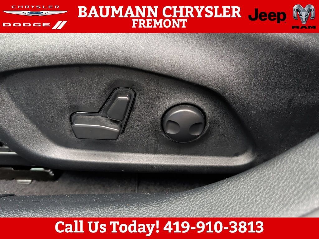 Used 2023 Jeep Compass Limited AWD/4WD image 22