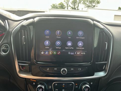 Used 2023 Chevrolet Traverse Premier FWD image 26
