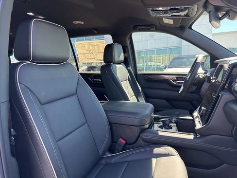New 2026 GMC Yukon Elevation image 25