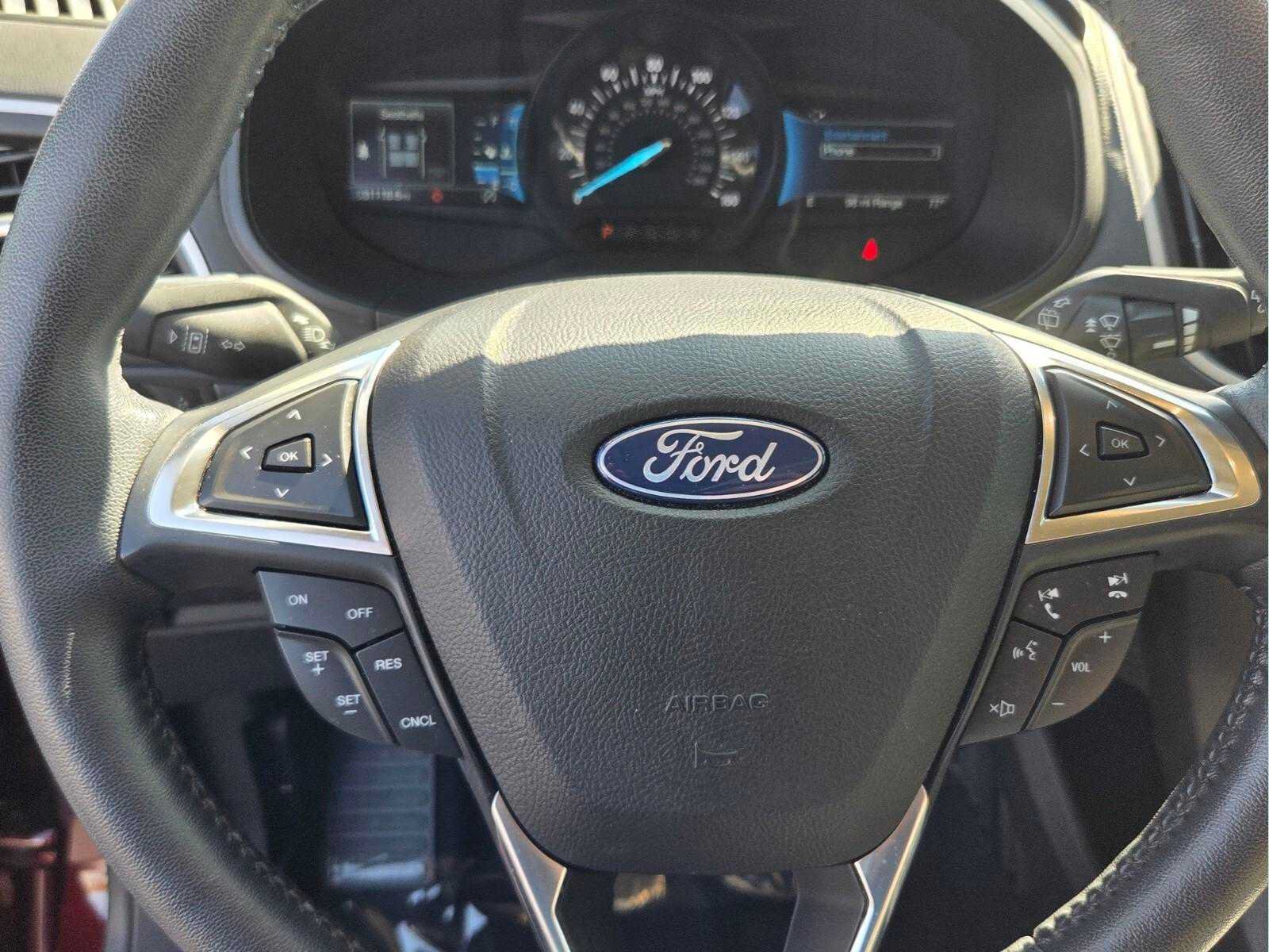 Used 2022 Ford Edge SEL w/ Convenience Package AWD/4WD image 30