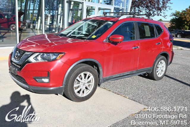 Used 2017 Nissan Rogue SV AWD/4WD image 1
