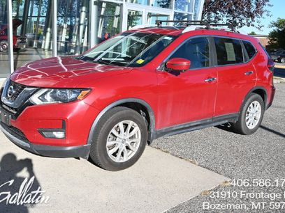 Used 2017 Nissan Rogue SV