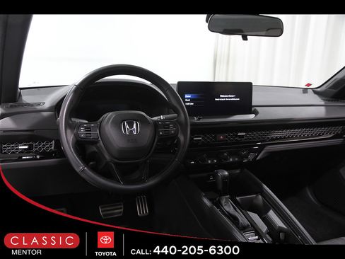 Used 2023 Honda Accord Sport image 6