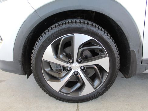 Used 2018 Hyundai Tucson Limited w/ Ultimate Package 02 AWD/4WD image 56