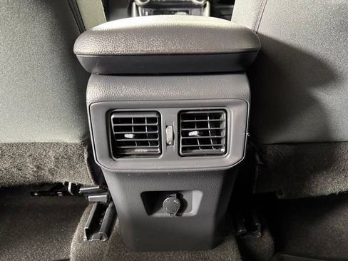 Used 2019 Toyota RAV4 LE w/ Carpet Mat Package AWD/4WD image 13