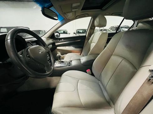 Used 2011 INFINITI G25 x w/ Moonroof Pkg image 16