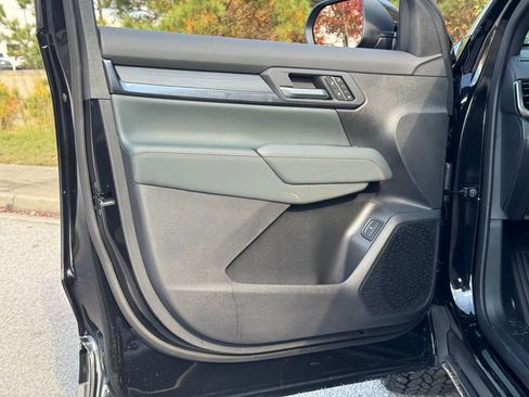 New 2026 GMC Terrain AT4 w/ Convenience Package III image 18