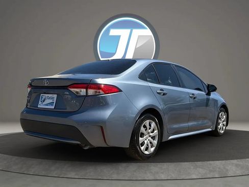 Used 2021 Toyota Corolla LE FWD image 12