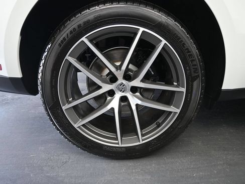 New 2026 Porsche Macan AWD/4WD image 22