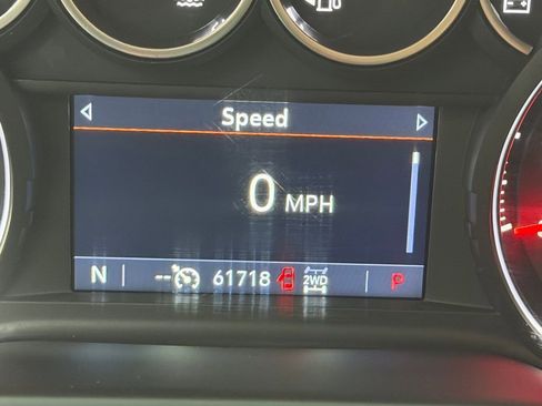 Used 2022 Chevrolet Silverado 2500 LT w/ Convenience Package image 32