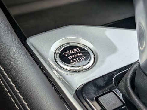 Used 2023 Nissan Altima 2.5 SV FWD image 32