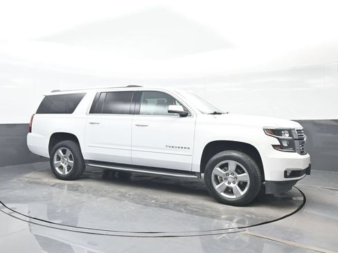 Used 2018 Chevrolet Suburban Premier RWD image 8