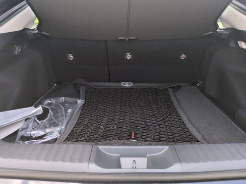 New 2025 Toyota Prius Plug-In Hybrid FWD image 34
