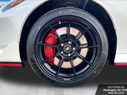New 2026 Nissan Z NISMO w/ Floor Mat Package RWD image 19