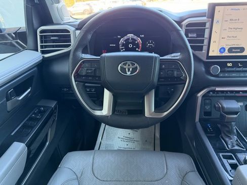 Used 2024 Toyota Tundra Limited image 31