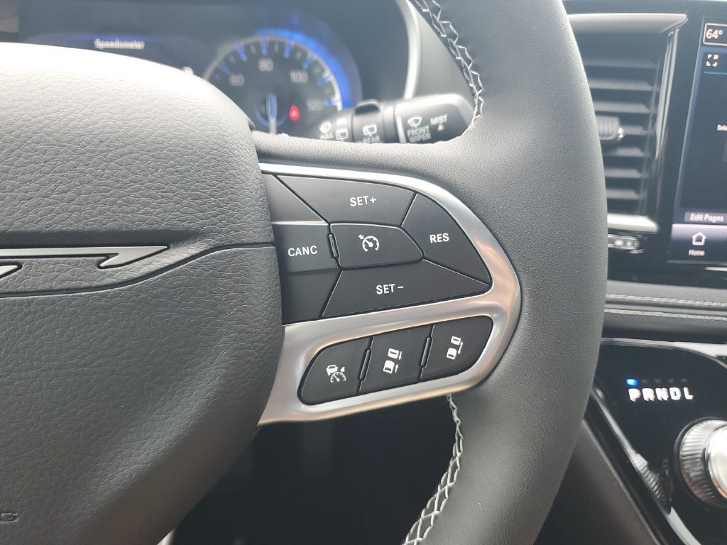 New 2027 Chrysler Pacifica Select FWD image 20