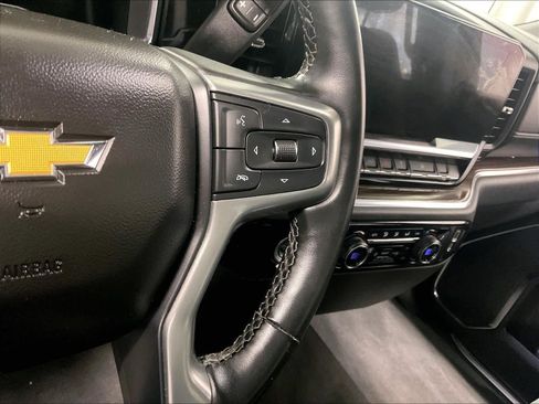 Used 2023 Chevrolet Silverado 1500 LT image 23