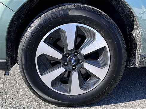 Used 2017 Subaru Forester 2.5i Premium w/ All-Weather Package image 7