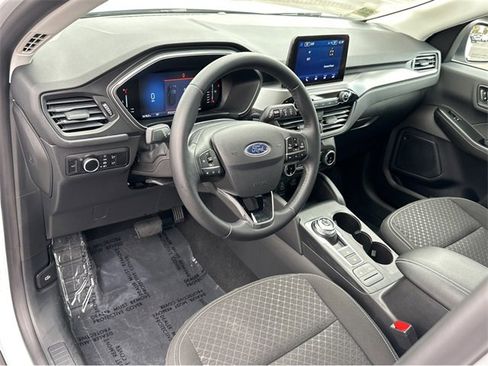 Certified 2024 Ford Escape Active image 7