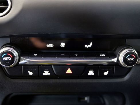 Used 2021 MAZDA CX-30 AWD 2.5 S w/ Premium Package image 24