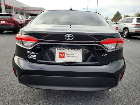 Certified 2023 Toyota Corolla LE image 9