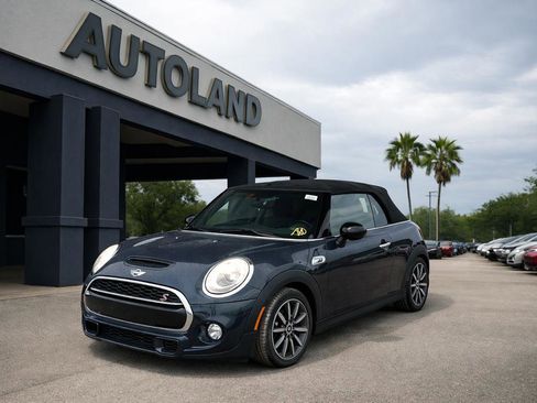 Used 2016 MINI Cooper S image 1