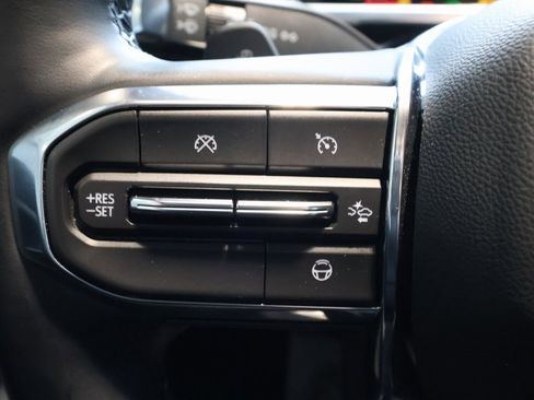 Used 2024 GMC Sierra EV Denali image 17