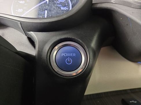 Used 2024 Toyota Sienna Platinum image 26