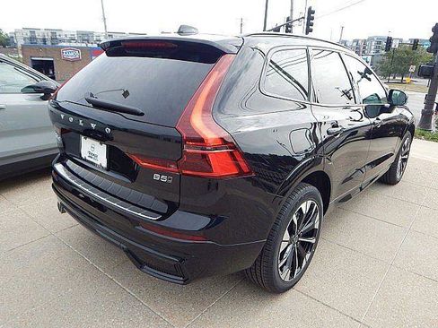 New 2026 Volvo XC60 B5 Plus w/ Protection Package Premier AWD/4WD image 6