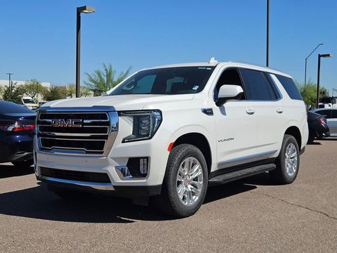 Used 2023 GMC Yukon SLT image 8