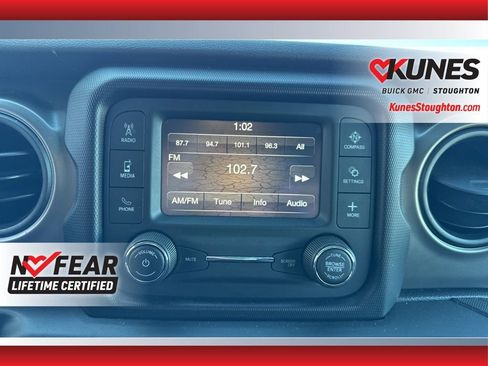 Used 2020 Jeep Wrangler Unlimited Sport image 33