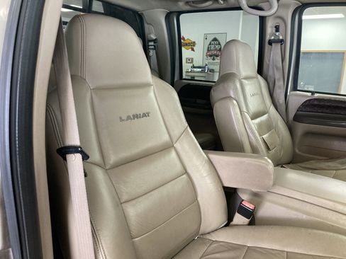 Used 2004 Ford F350 SRW SUPER DUTY image 23